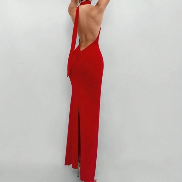 Dresses & Skirts - Chic Backless Red Evening Dress